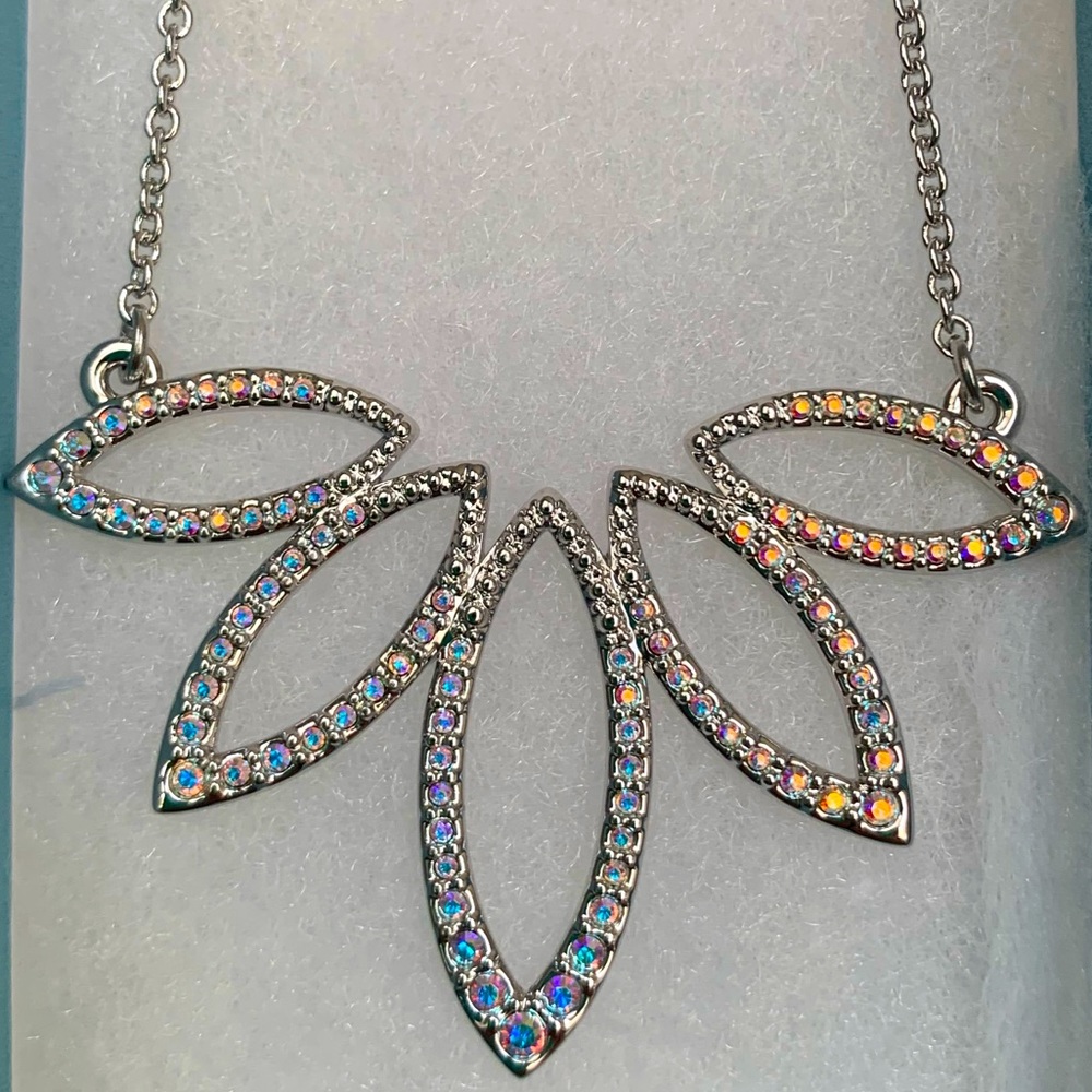 Touchstone Crystal - Petals Necklace